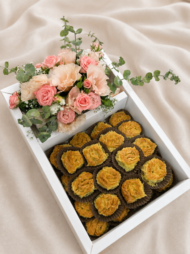 باکس رویال گل و باقلوای گردو